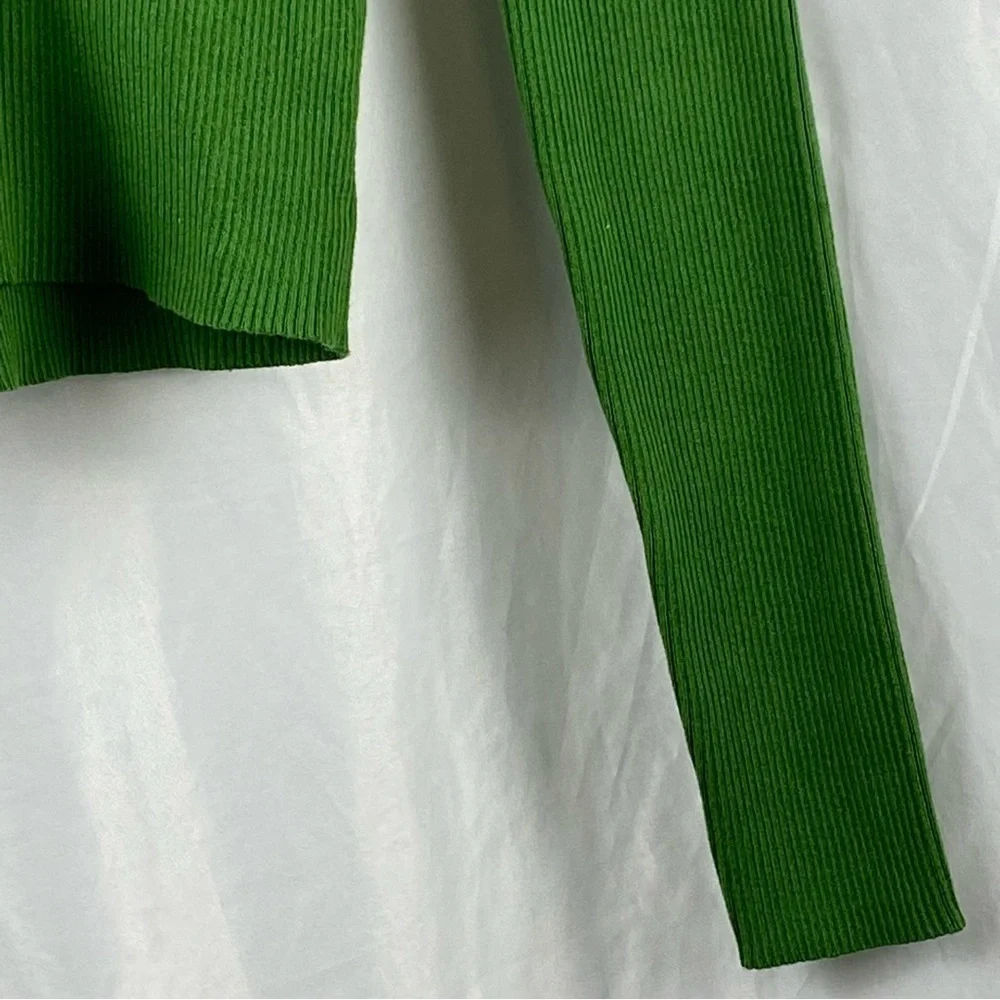 Forever 21 Women’s Green Ribbed Long Sleeve Cropped Sweater Cardigan Top Medium